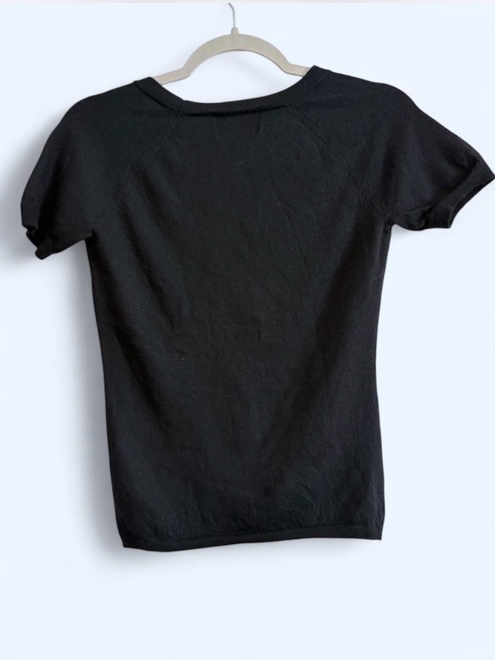 Ellen Tracy Merino Wool Black Short-Sleeve Sweater - Picture 2 of 4